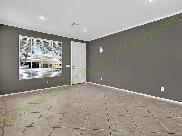 3676 E Bruce Ave — Photo 6