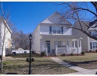 5th image of 214 Bailey Park Dr