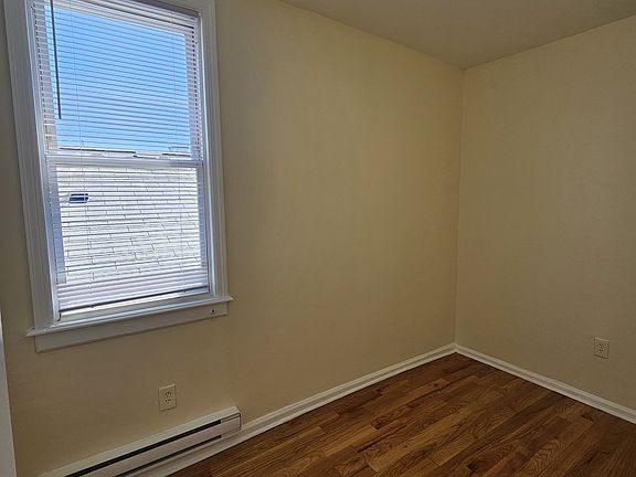 3rd image of 70 Belmont Ave #3R