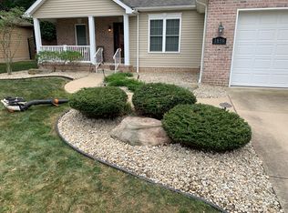 1859 Meadowlark Ln, Niles, OH 44446