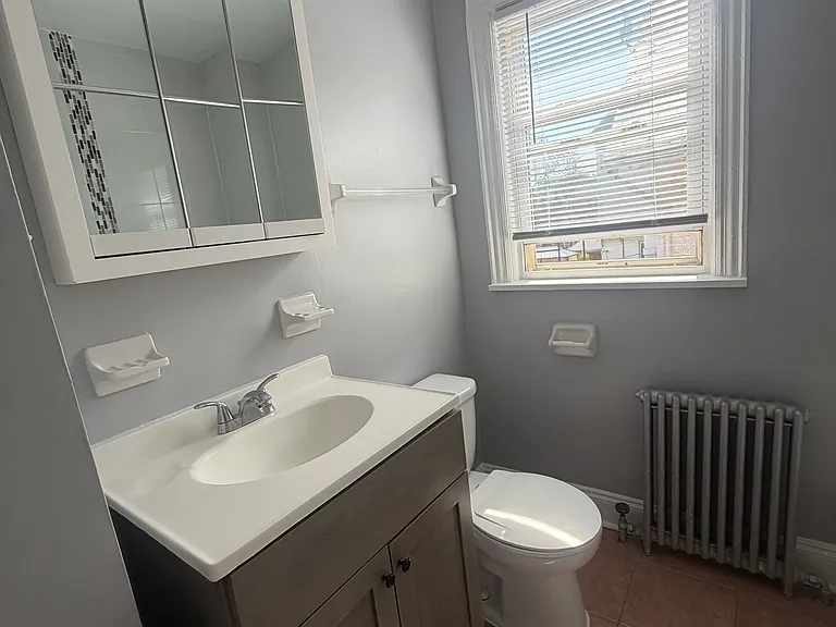 192 Park St #B2 — Photo 9