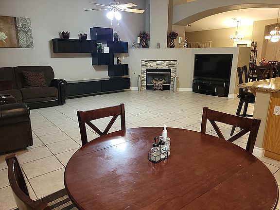 4th image of 1442 Big Tree Ave