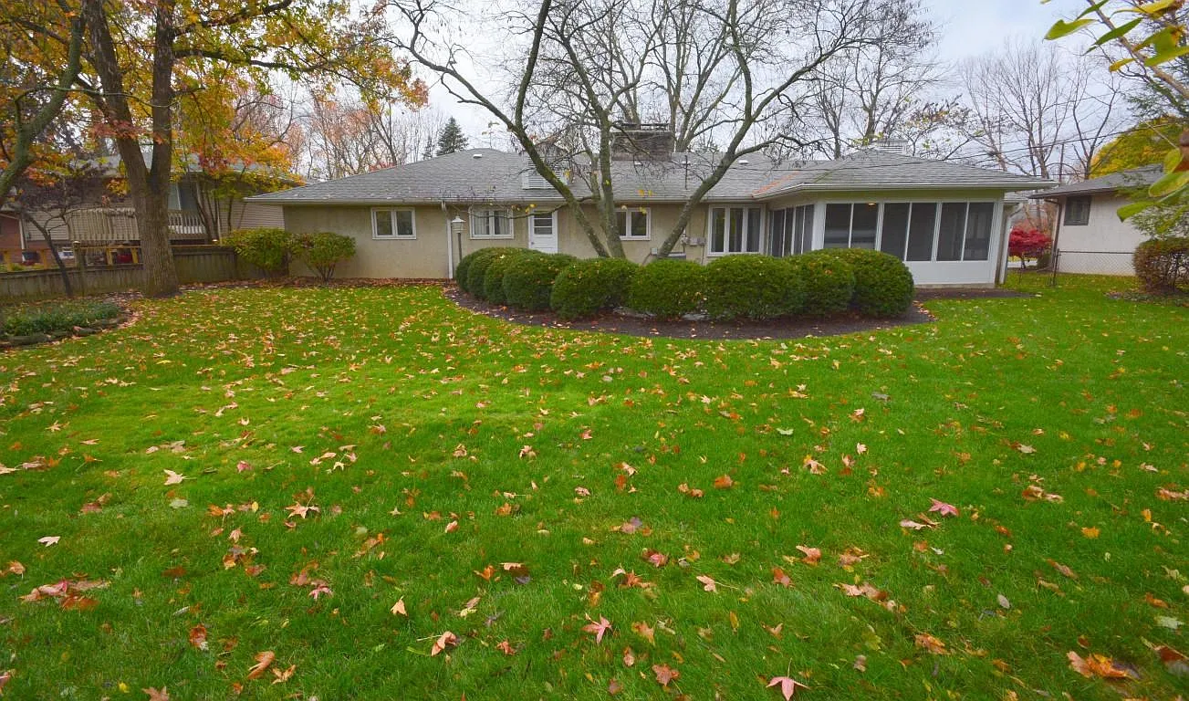 3096 Glenrich Pkwy photo 1