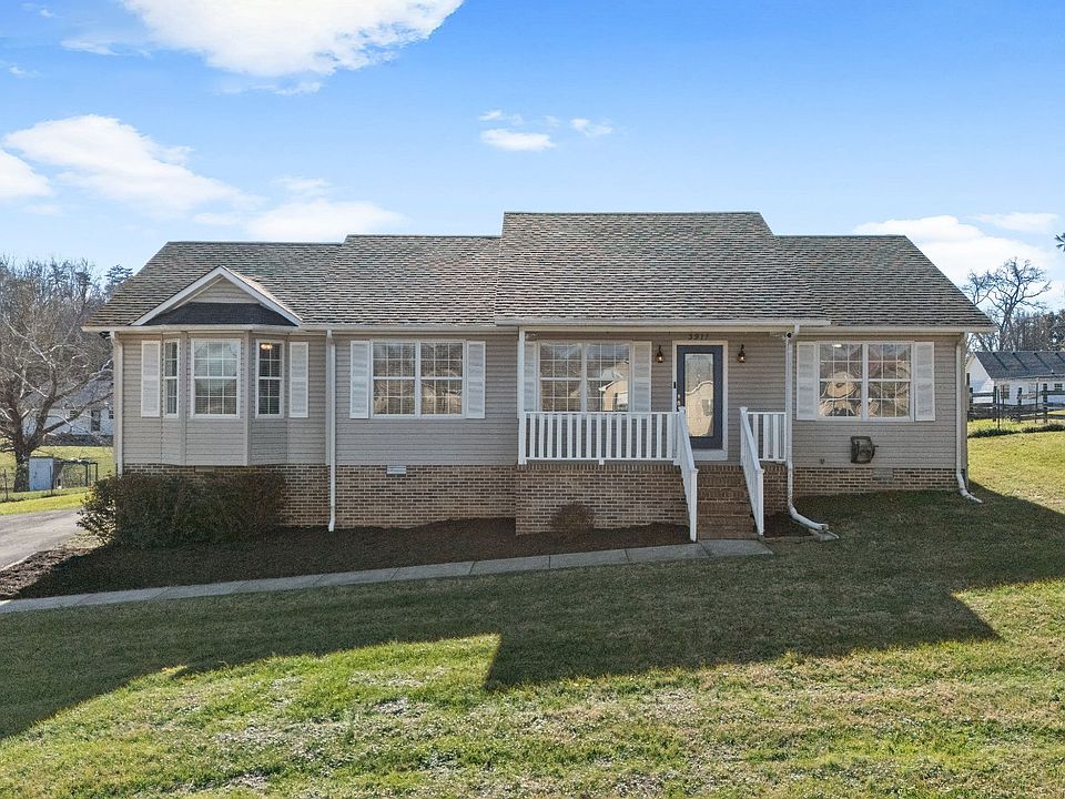 1st image of 3911 Kings Ct