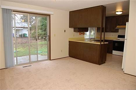 5th image of 6114 16th Ave SE