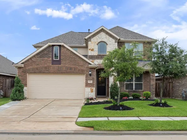 9222 Monarch Field Ln, Cypress, TX 77433