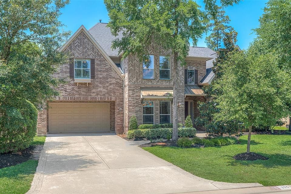 1st image of 115 S Fair Manor Cir