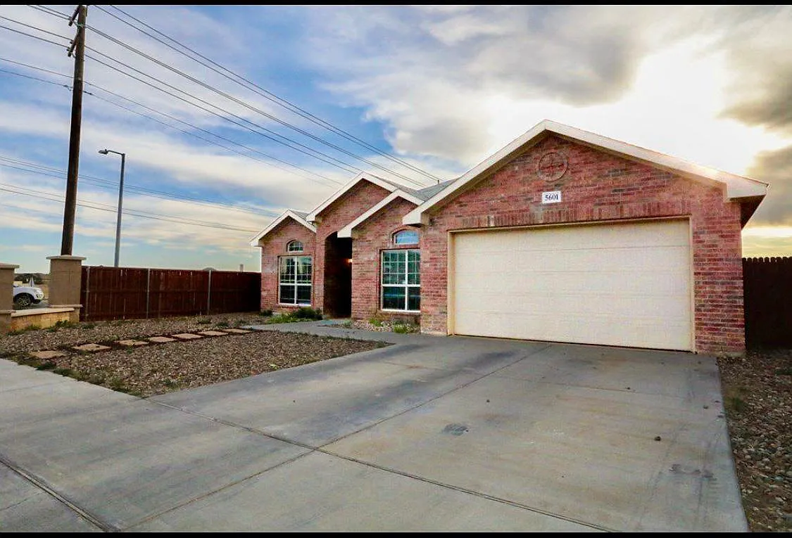 5601 Magellan St — Photo 2