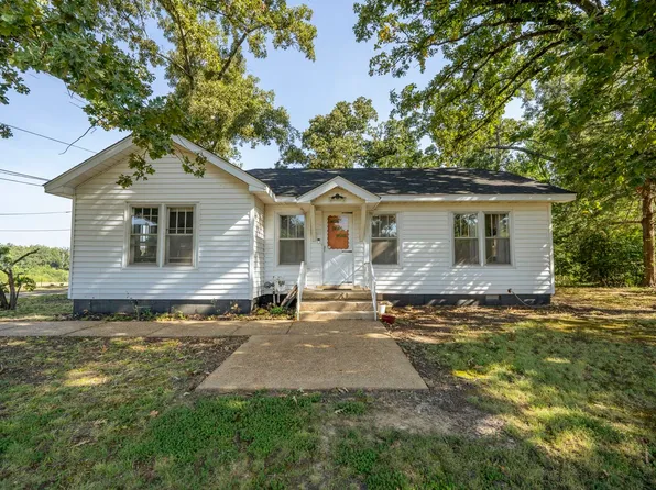 340 Oak St, Savannah, TN 38372