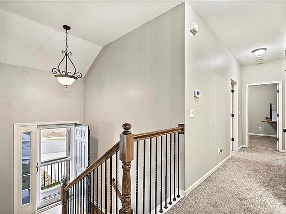2nd image of 405 W Heritage Dr