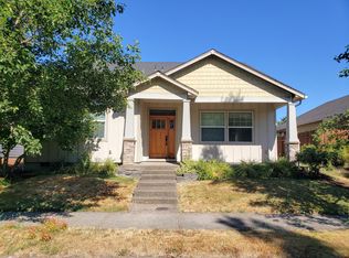 1605 Webb Lake Dr, Silverton, OR 97381