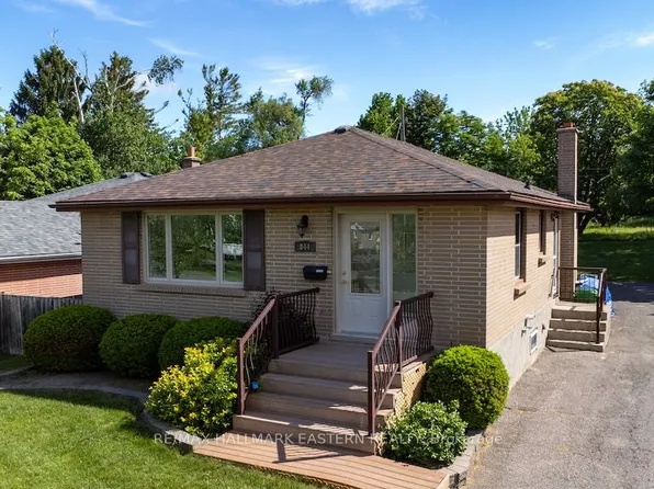 844 Philip St, Peterborough, ON K9H 6E2