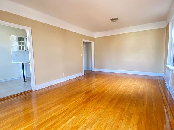 4th image of 93-45 222nd St #2MM
