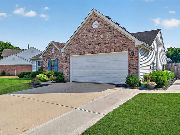 3rd image of 788 Weeping Way Ln