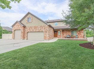 11581 S Sunny Stone Dr, South Jordan, UT 84009