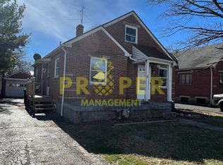 408 Sandhurst Dr, Dayton, OH 45405