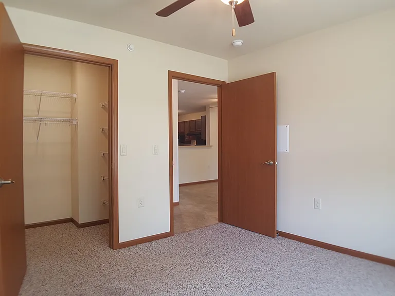 200 Buehler Ave #10 — Photo 8