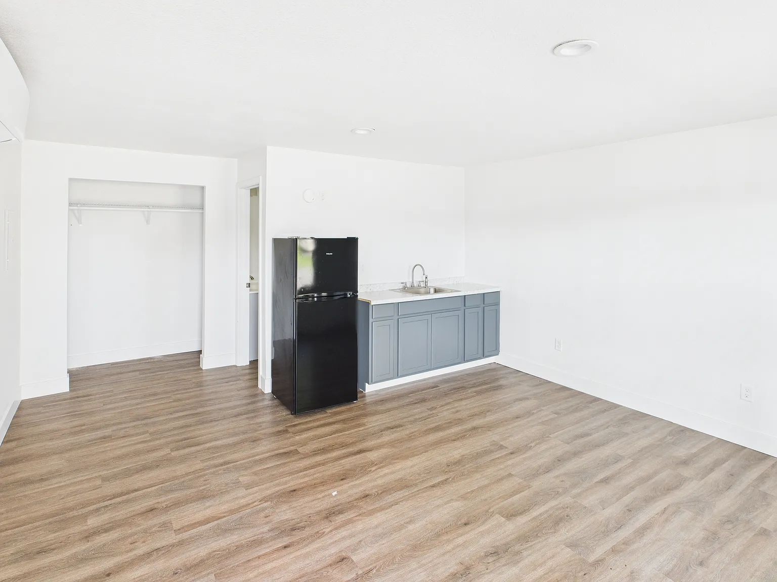 Main St. Flats — Photo 3