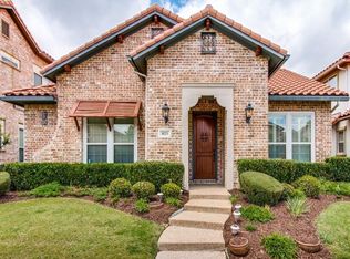823 Redondo, Irving, TX 75039