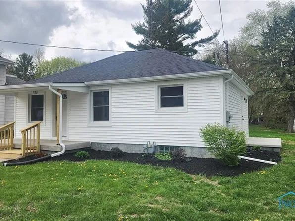 207 College St, Fayette, OH 43521