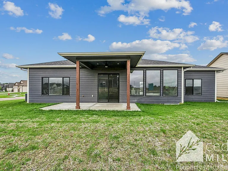1502 N Emerald Valley Dr — Photo 14