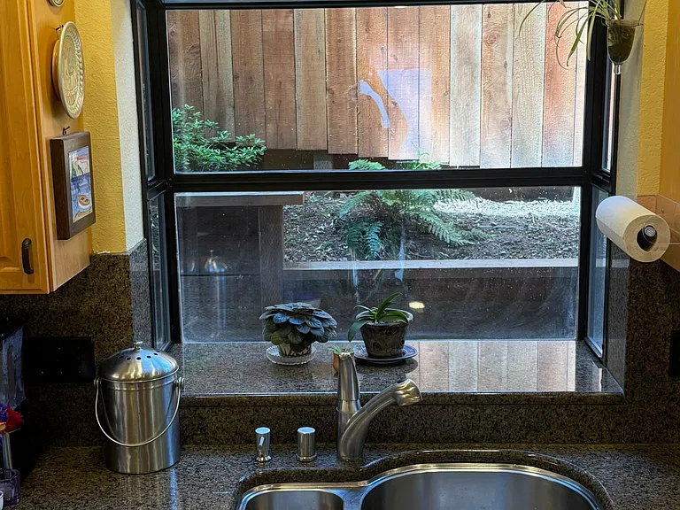18 Acacia Rd — Photo 4