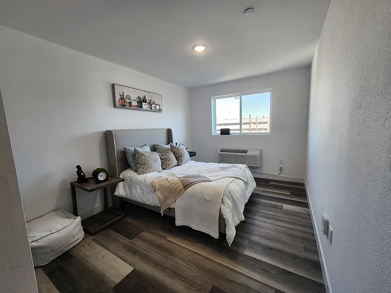 2837 San Marino St #1 — Photo 10