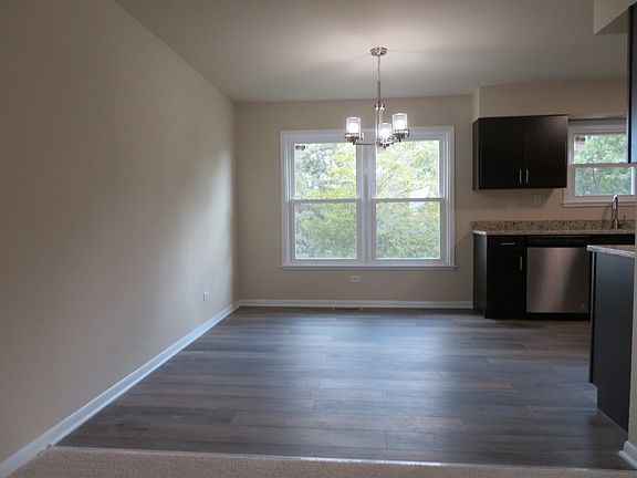 4th image of 15209 Chaucer Dr