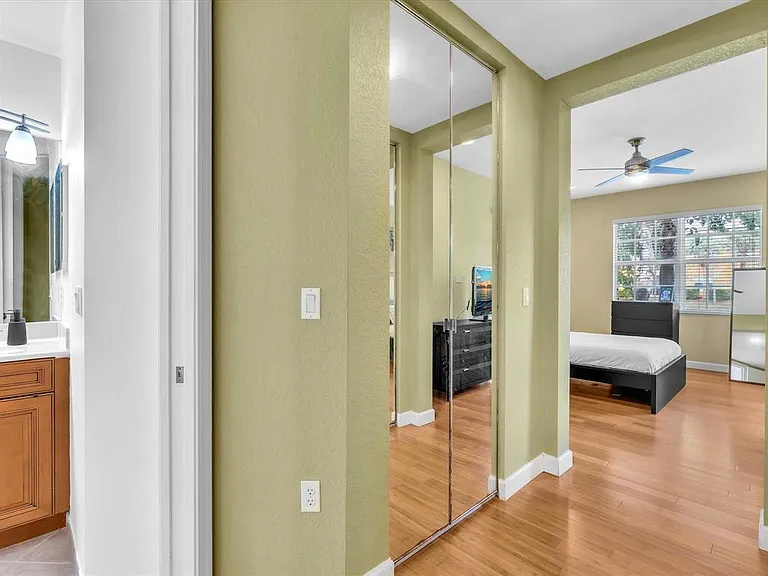 8025 NW 127th Ln #4-C — Photo 24