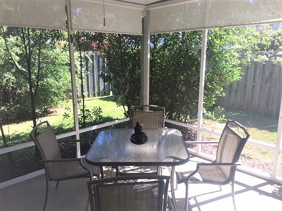 5th image of 1148 Carriage Dr