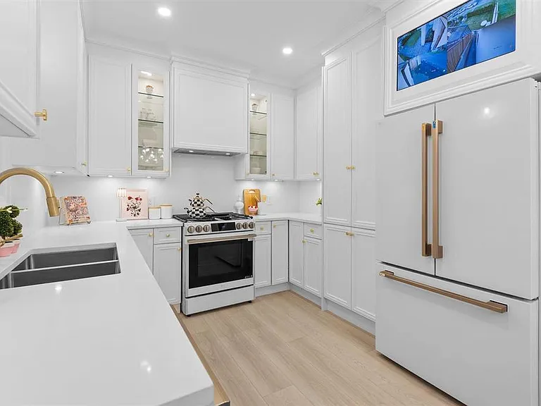 5130 Dominion St — Photo 2