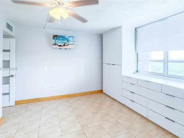 2841 NE 163rd St APT 1210, North Miami Beach, FL 33160