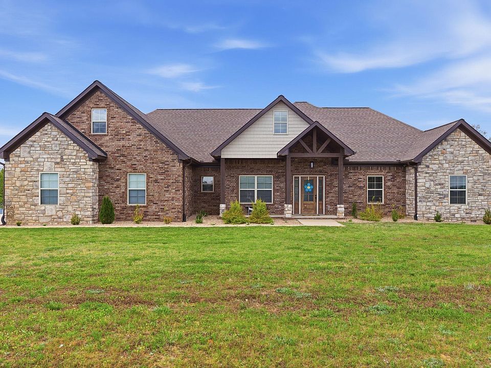 1st image of 123 Ranchview Rd