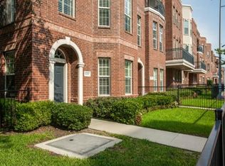 15707 Spectrum Dr, Addison, TX 75001