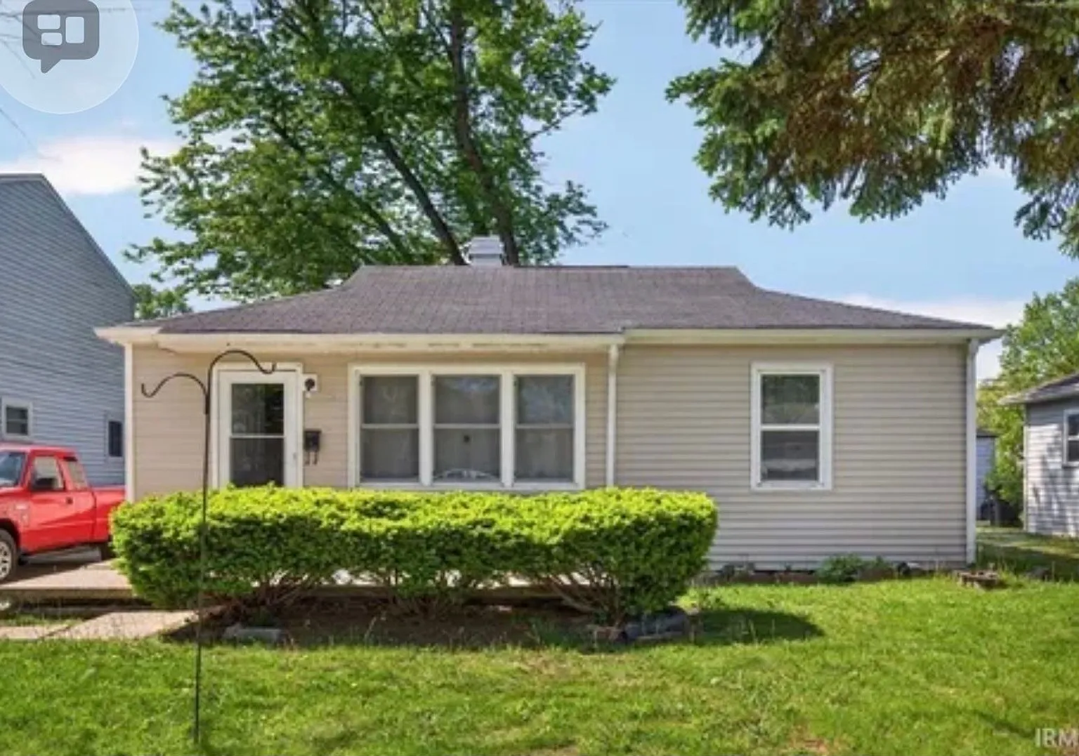 2 bedroom, 1 bedroom Southside Home — Photo 2
