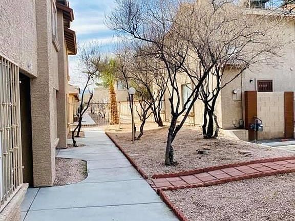 2nd image of 3854 Soda Springs Dr