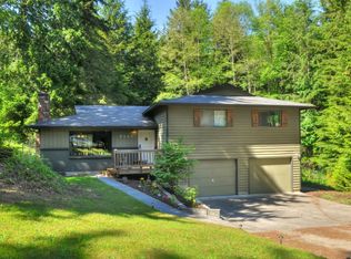 9140 NE Spruce Ave, Indianola, WA 98342