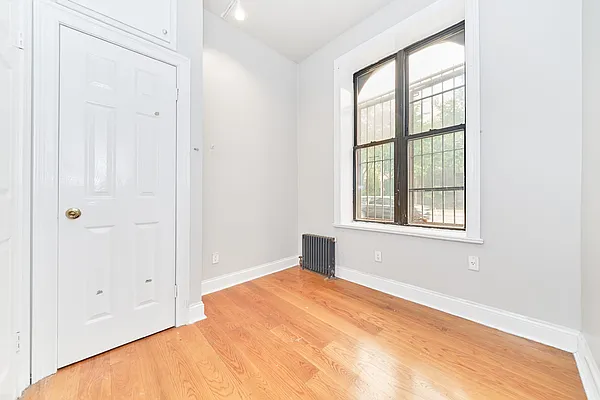 Rented by Living New York | media 8