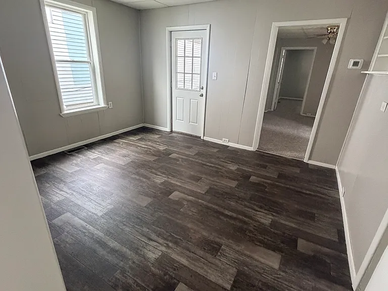 446 W Canal St — Photo 10