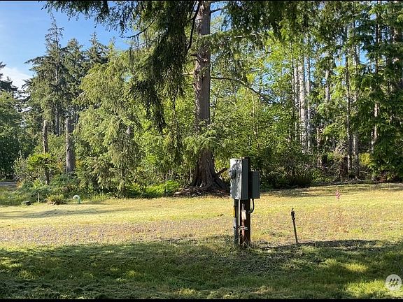 2nd image of 953 Washoe Court