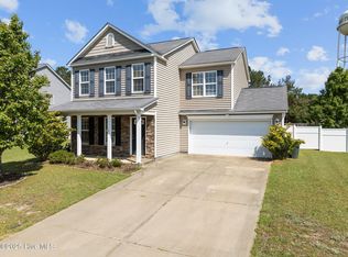 389 Fairfield Cir, Raeford, NC 28376
