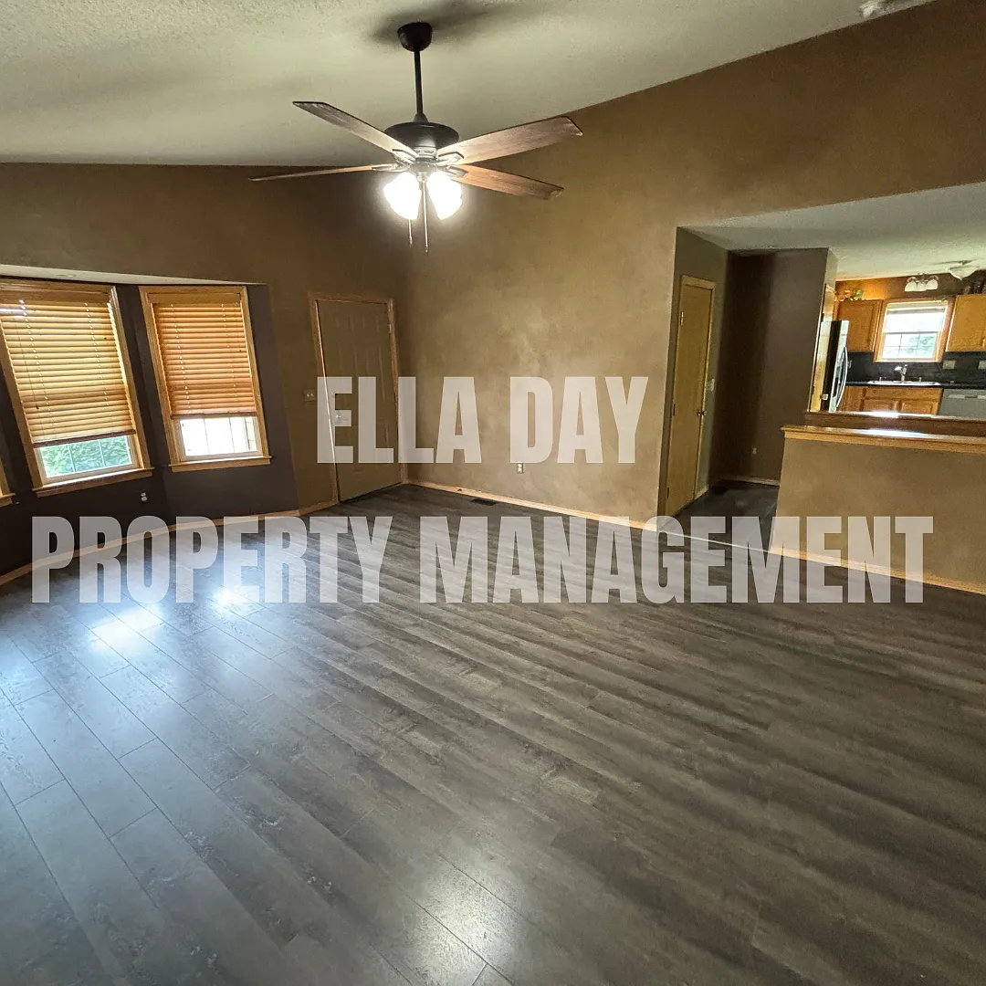 3 bed, 1879 sqft, $1,750 — Photo 3