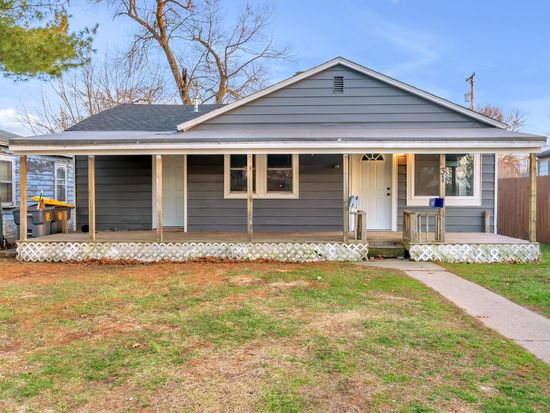 31 Tyler St, New Chicago, IN 46342
