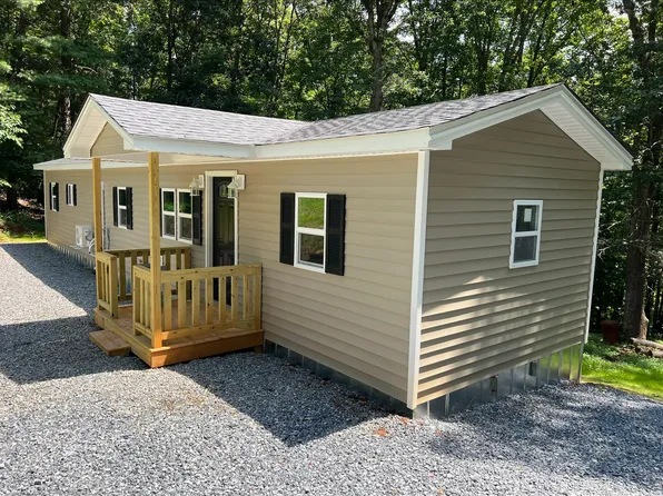 1320 Windhaven Trl, Hardy, VA 24101