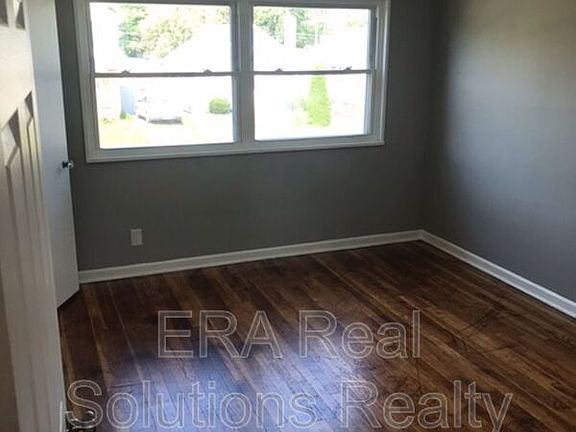 5th image of 2232-2234 Dresden St