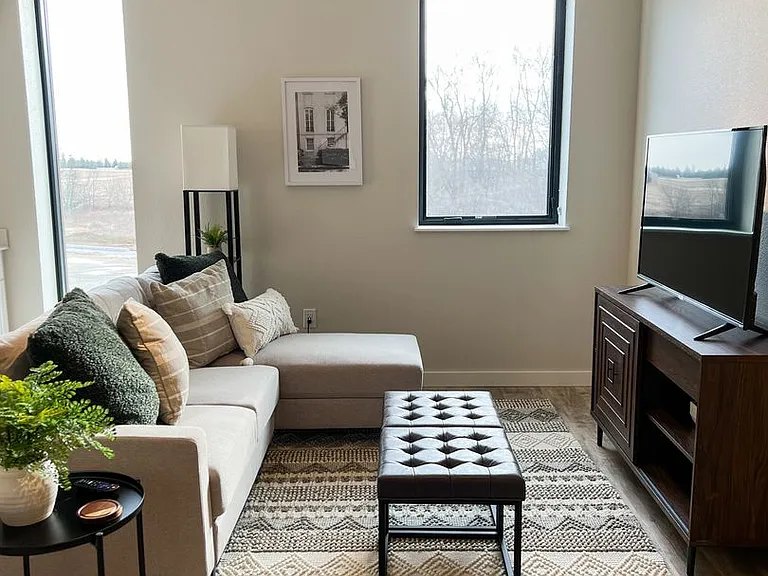 Briar Grove Apartments (Building D) — Photo 7