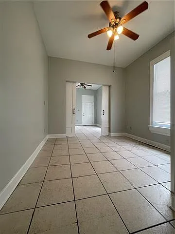 2011 Almonaster Ave — Photo 3