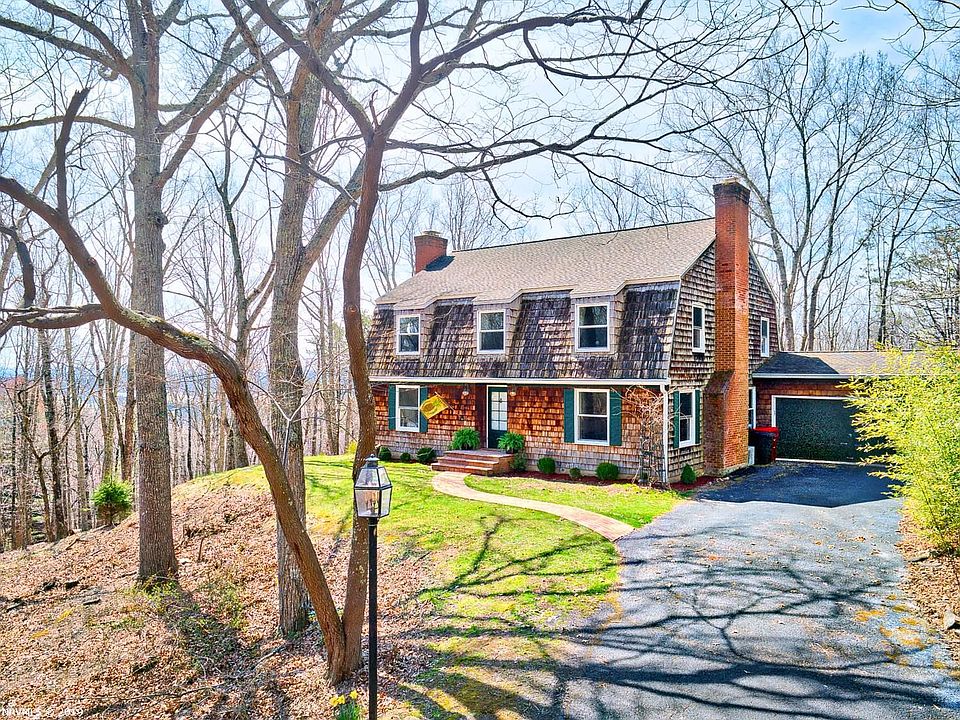 1st image of 3275 Laurel Dr