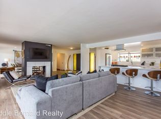 2081 Stradella Rd, Los Angeles, CA 90077