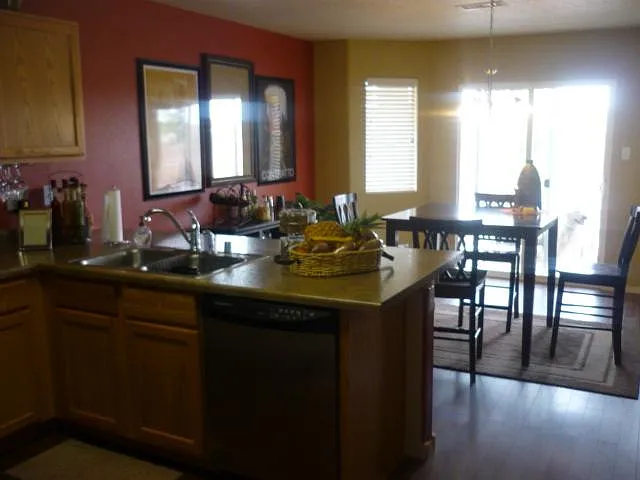 908 Waterfall Dr NE — Photo 15